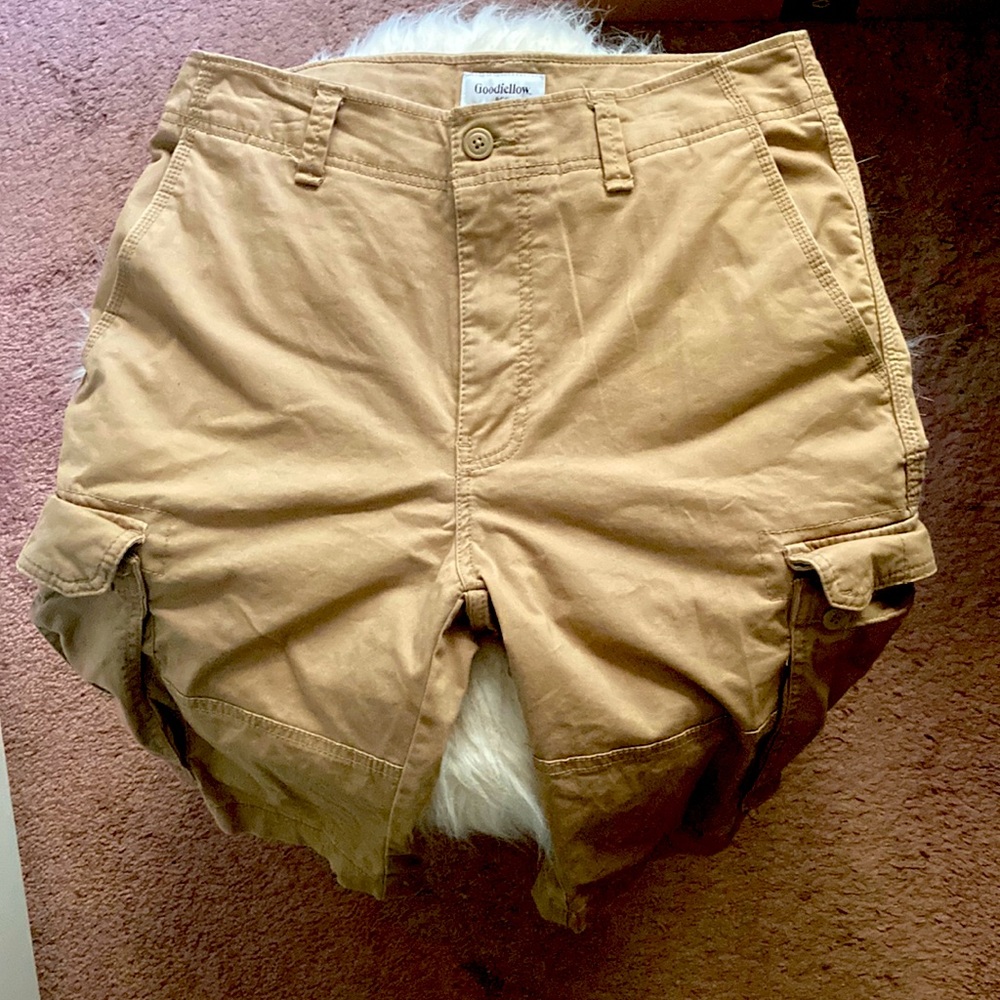 Men’s Cargo Shorts!